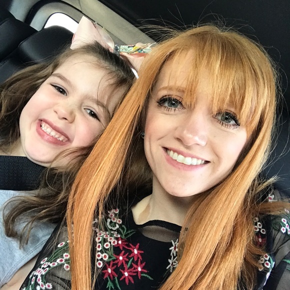 Meet your Posher, Kate - Picture 1 of 1